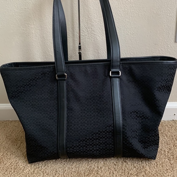 Coach - Picture 4 of 12